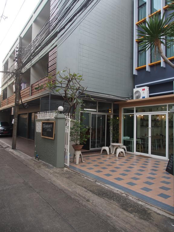 Sriyanar Place Bangkok Exteriör bild