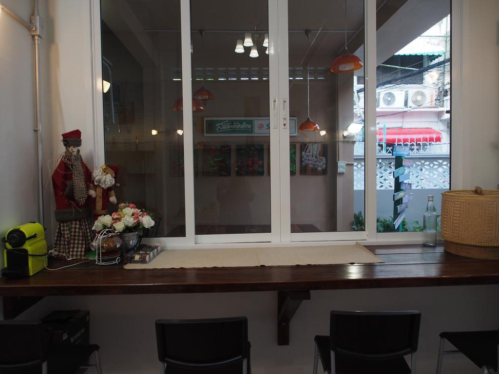 Sriyanar Place Bangkok Exteriör bild