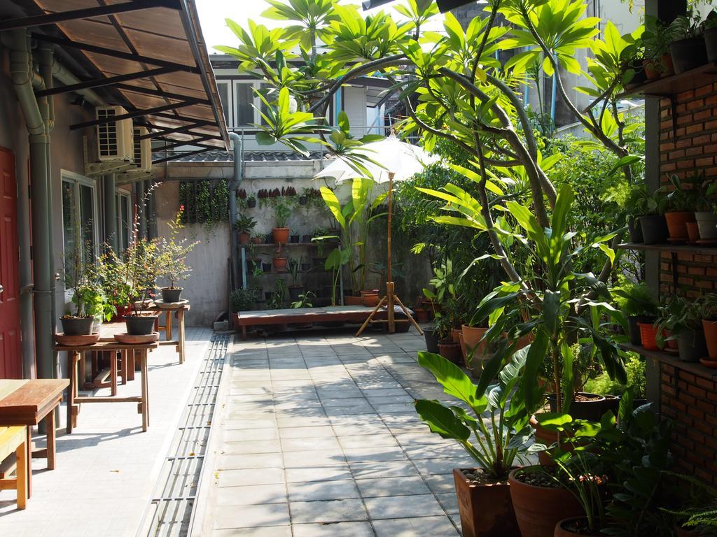Sriyanar Place Bangkok Exteriör bild